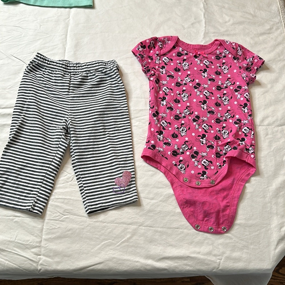 Disney Baby size 6-9 months bundle. GREAT CONDITION. Includes 2 pajama sets, - Picture 6 of 12